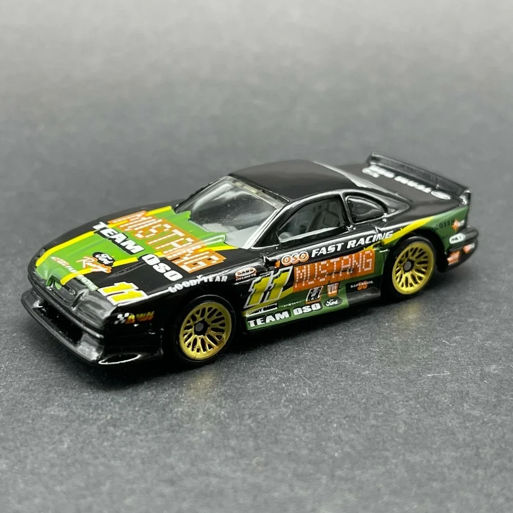 Hot Wheels Team OSO '97 1997 Ford Mustang Cobra Car Black Diecast 1:64 Loose